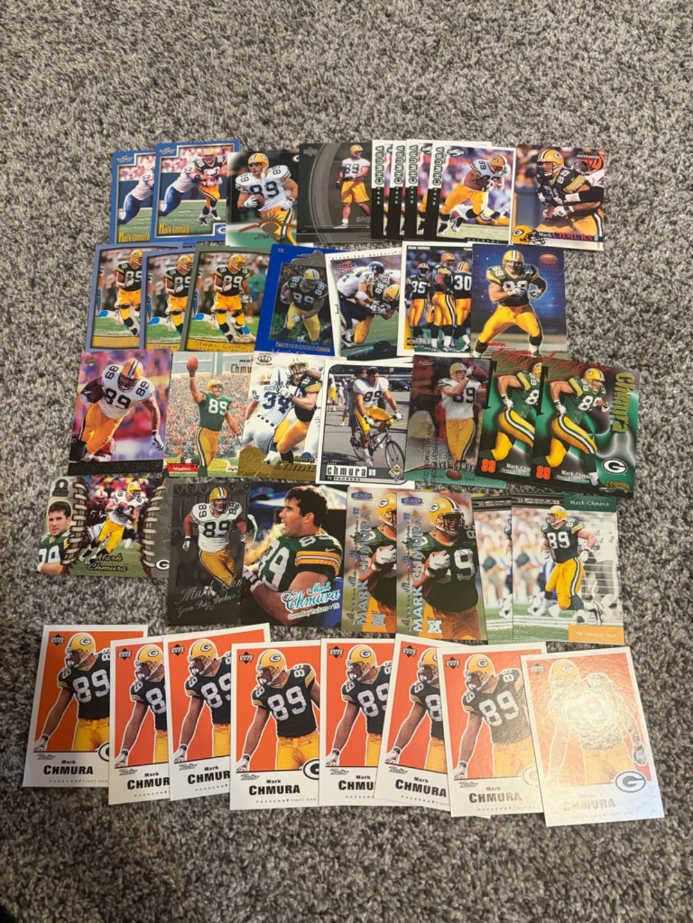 Lot of 37 Mark Chmura football cards Green Bay Packers